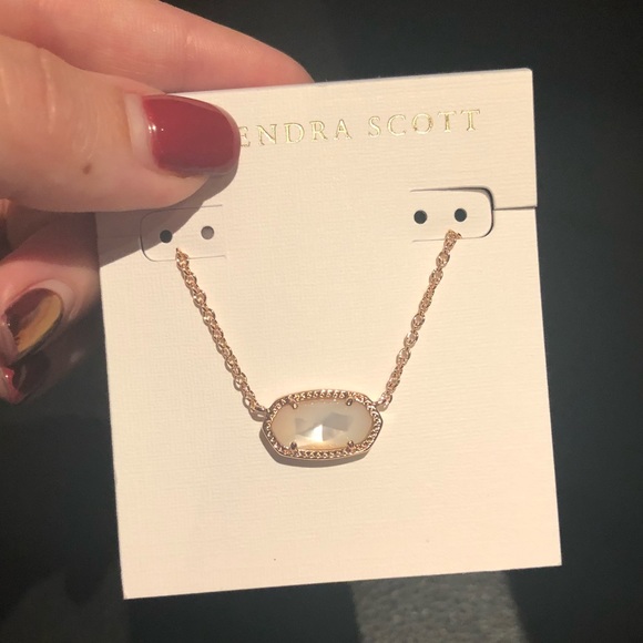 SOLD Elise Rose Gold Pendant Necklace Ivory Pearl - Picture 3 of 5